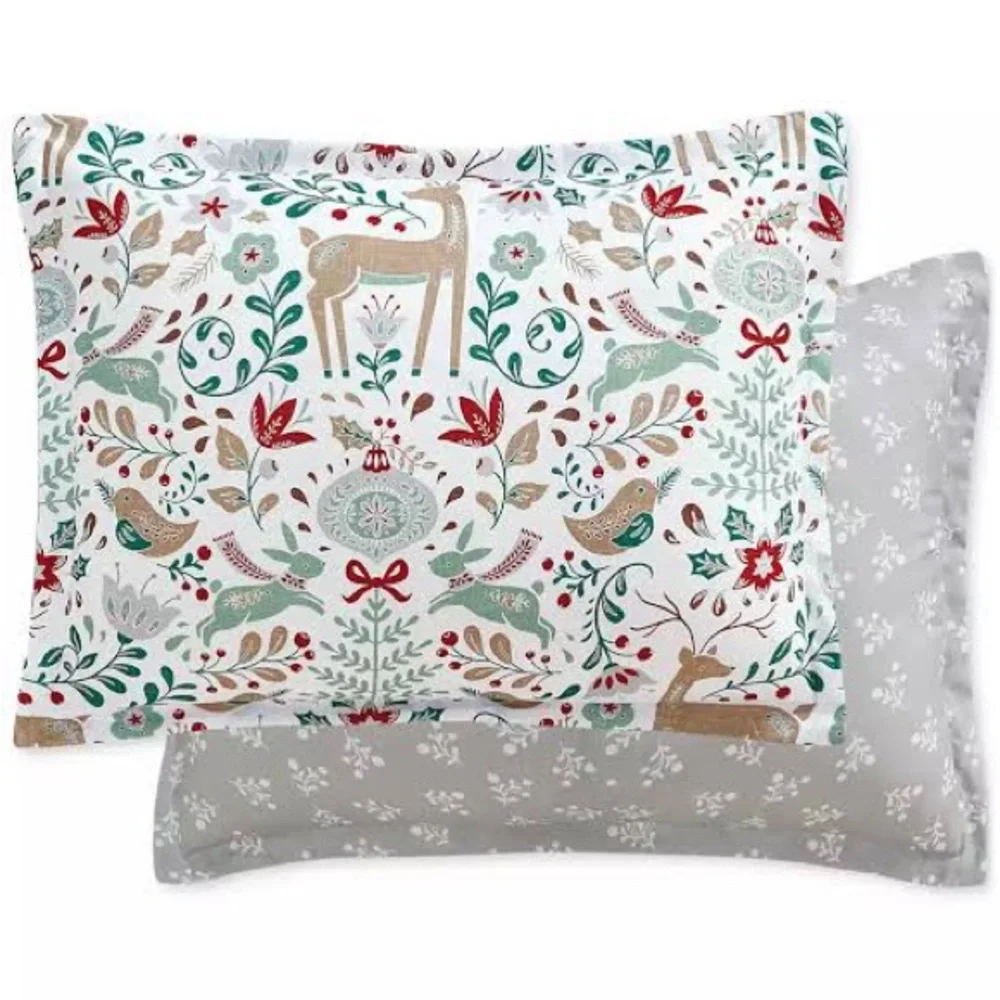 NWT Holiday Deer 3 Piece Reversible Comforter Set, Full Queen